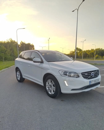 Volvo XC 60 cena 68800 przebieg: 258000, rok produkcji 2014 z Tarnobrzeg małe 121